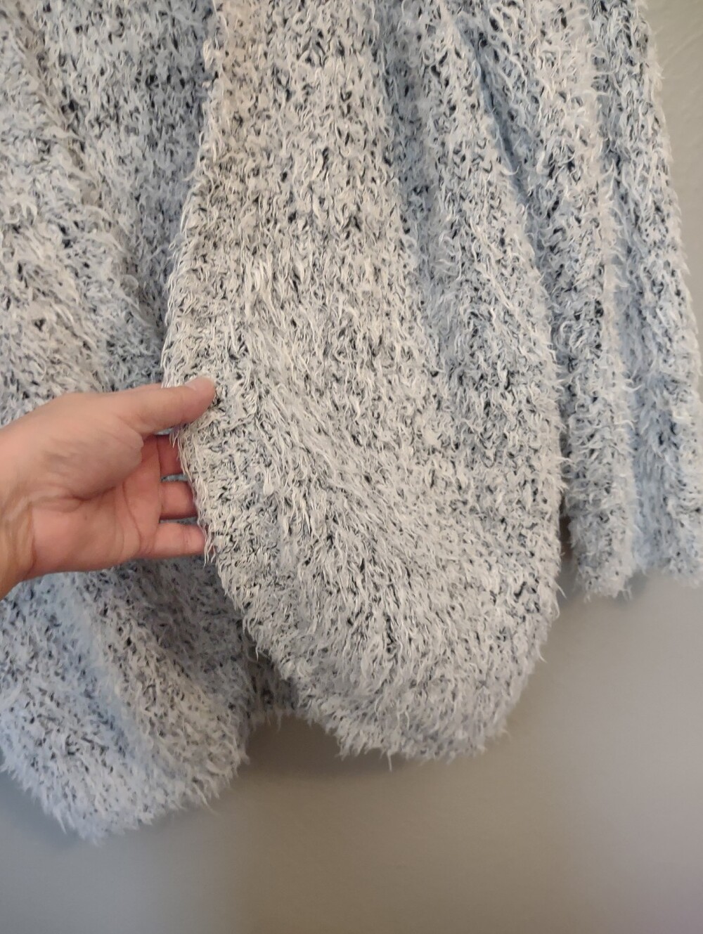 Kensie Open Front Fuzzy Eyelash Knit Cardigan Sweater Grey Black Women's Medium - Picture 8 of 14